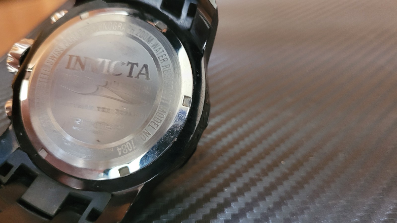 INVICTA 17084 PRO DIVER SCUBA CHRONOGRAPH SWISS CARBON FIBER DIAL MEN’S WATCH