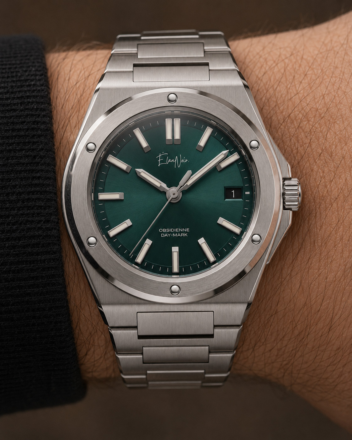 Élan Noir Obsidienne Day-Mark Automatic Watch Emerald Dial Sapphire Steel 41mm