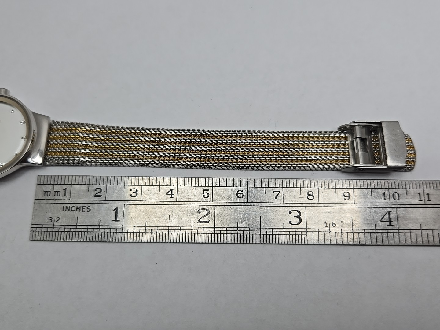 Skagen Freja Gold Silver Two Tone Mesh Crystal Dial Womens Watch New Battery