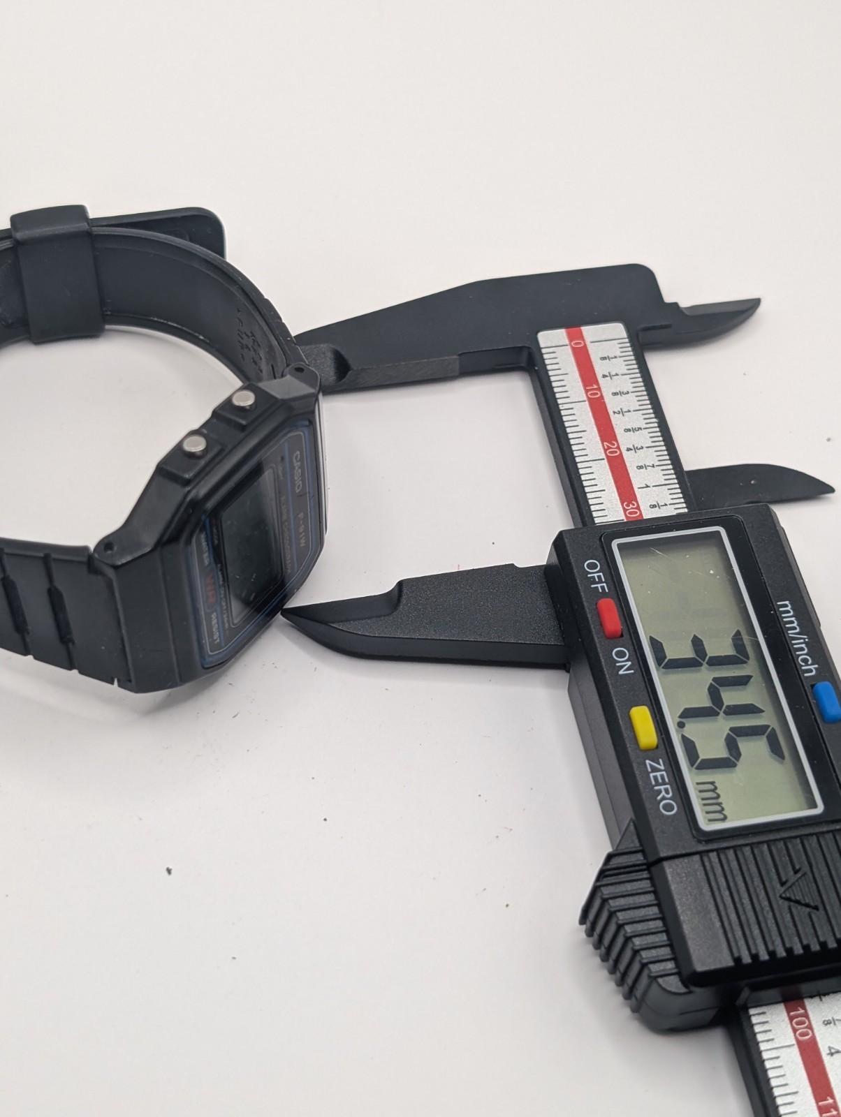 Casio Standard F-91W-1JH Men’s Standard Watch Digital 30mm Japan F-91W-1 F91W