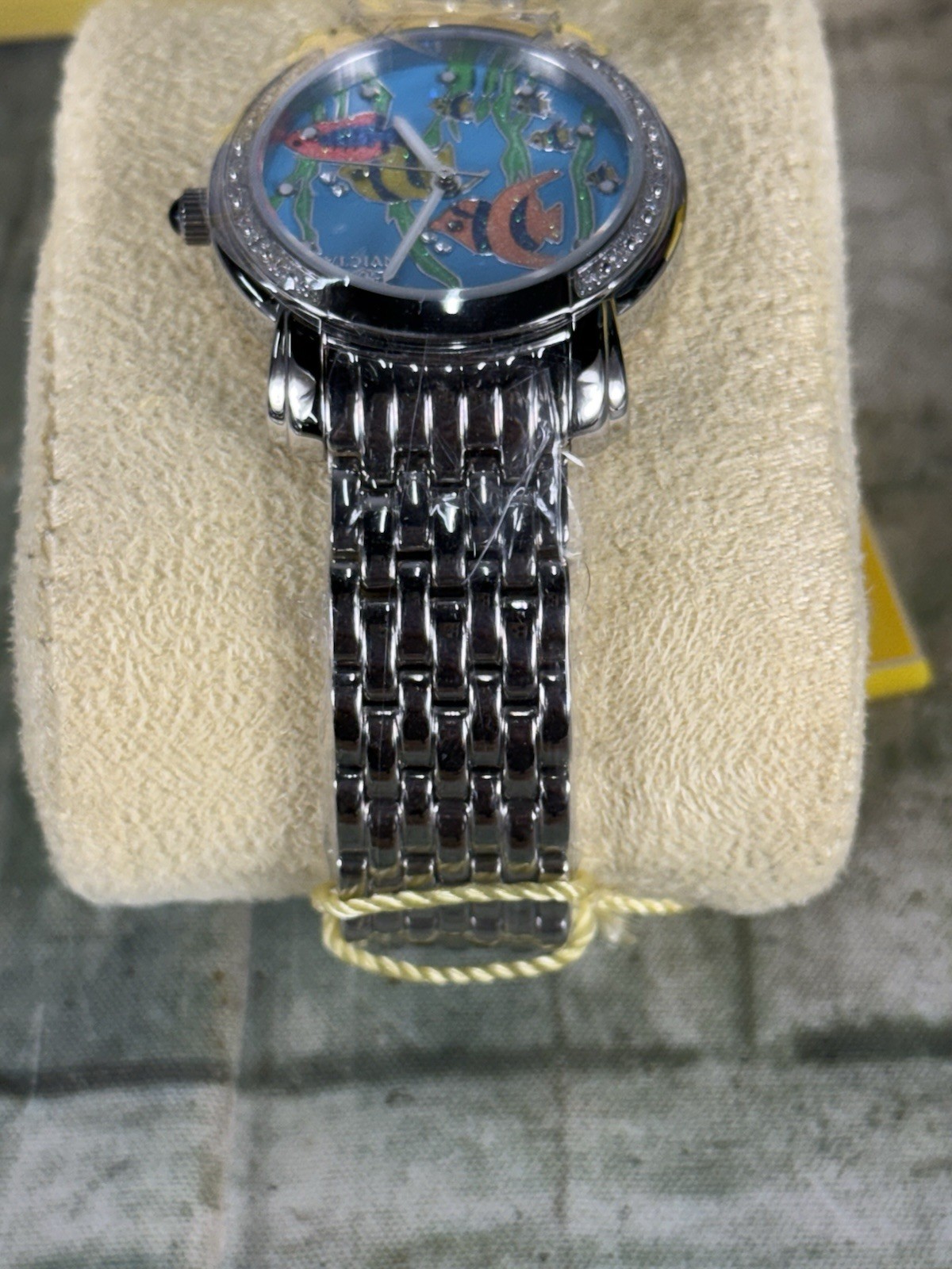 INVICTA Paradise Garden #6378 TROPICAL FISH Watch W/ Case & Extra RARE