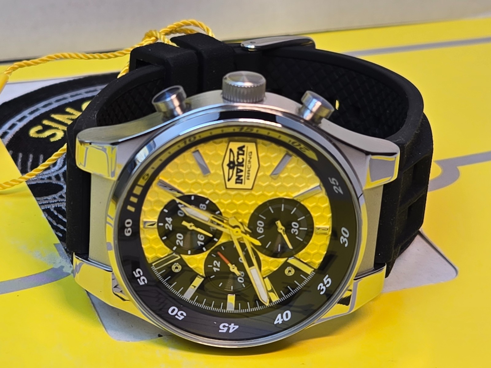 Invicta Special Edition Replica Racing Car w/ Invicta 47738 44mm Watch Bundle!