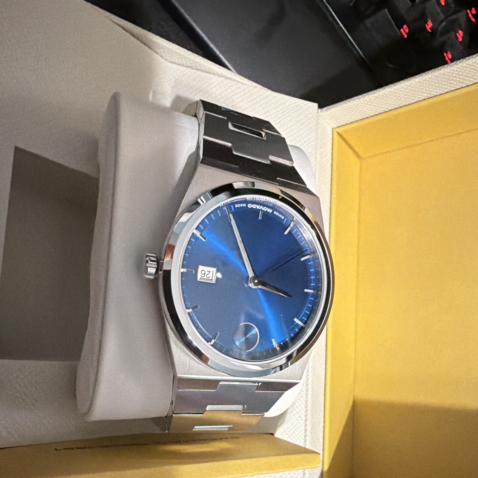 Movado Bold Quest Blue Dial Quartz 42mm Silver Stainless Bracelet Date w/ Box