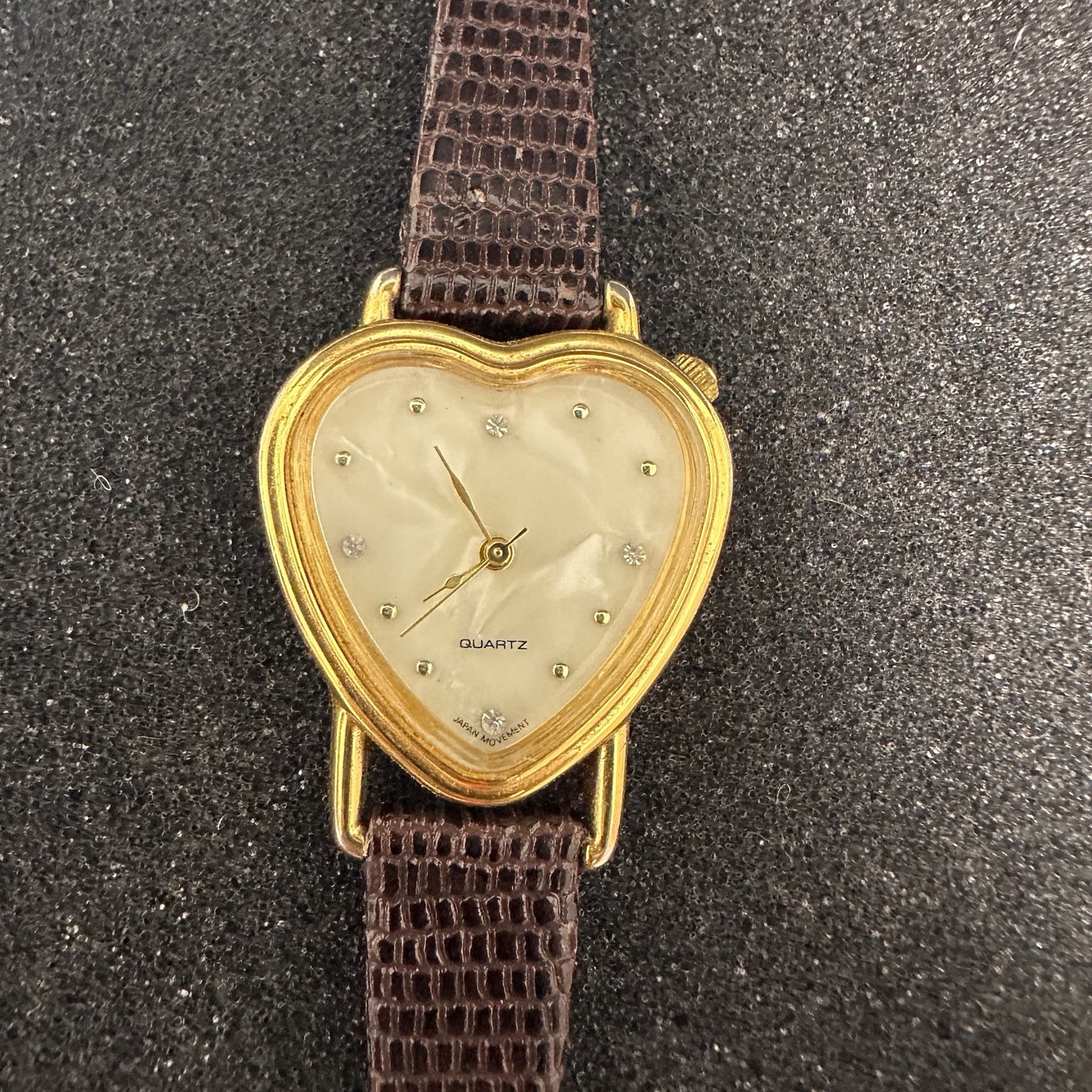 Vintage Heart Watch Women Gold Tone Brown Skinny Leather Band New Battery 9″
