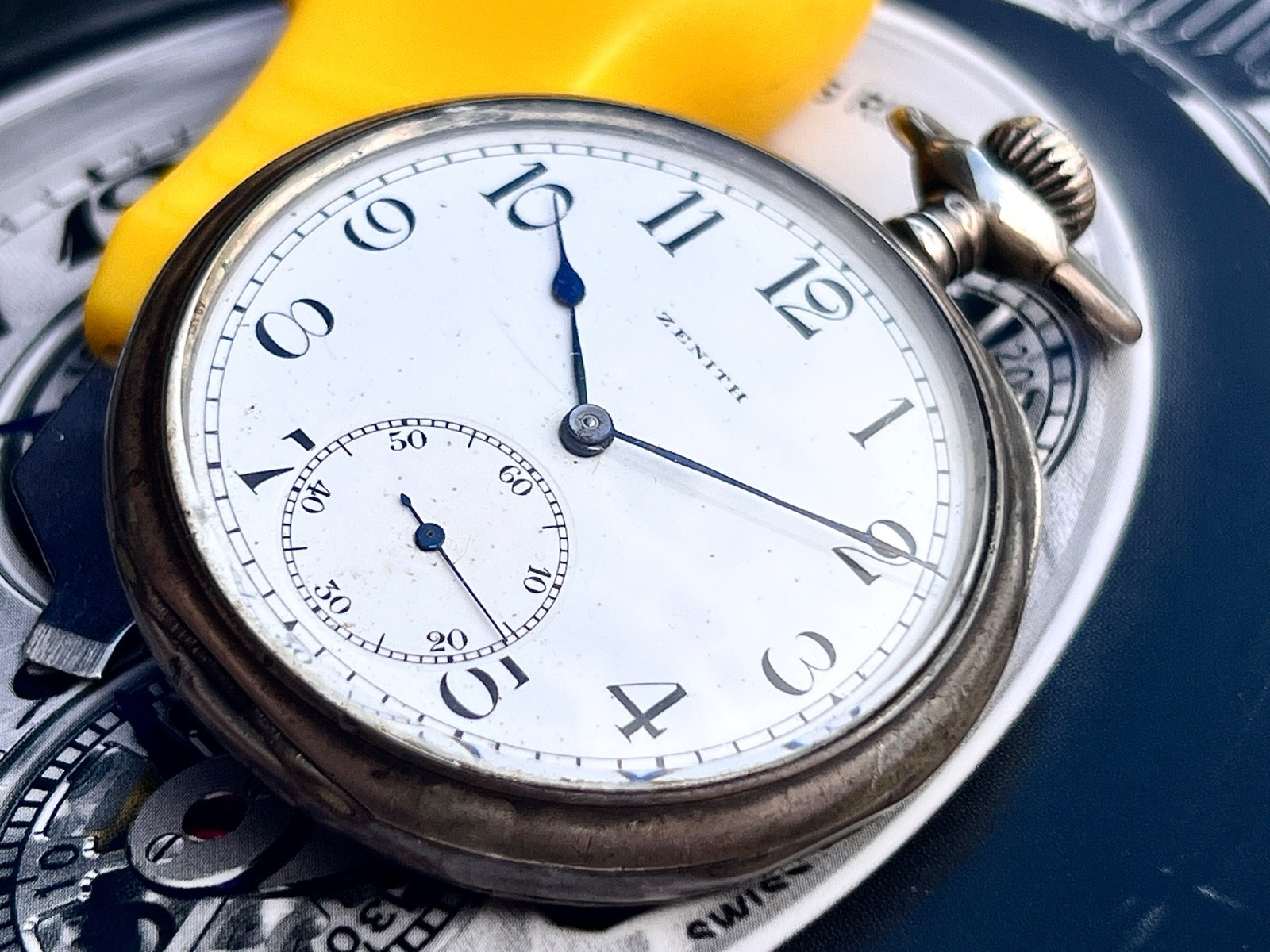 RARE Antique 1920s ZENITH Pocket Watch .800 Silver Grand Prix Paris 1900 Working