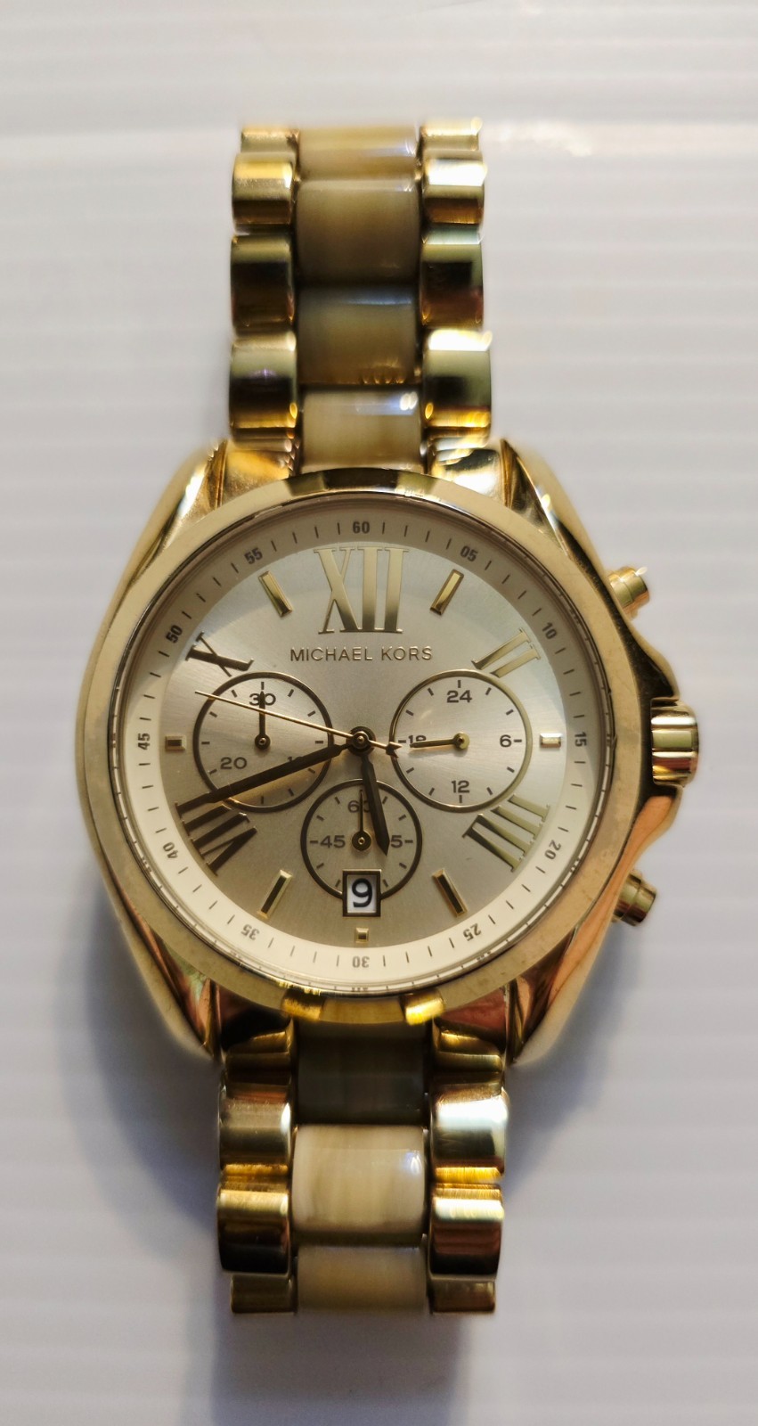 Michael Kors Women’s Bradshaw MK5722 White Stainless-Steel Quartz Fashion Watch