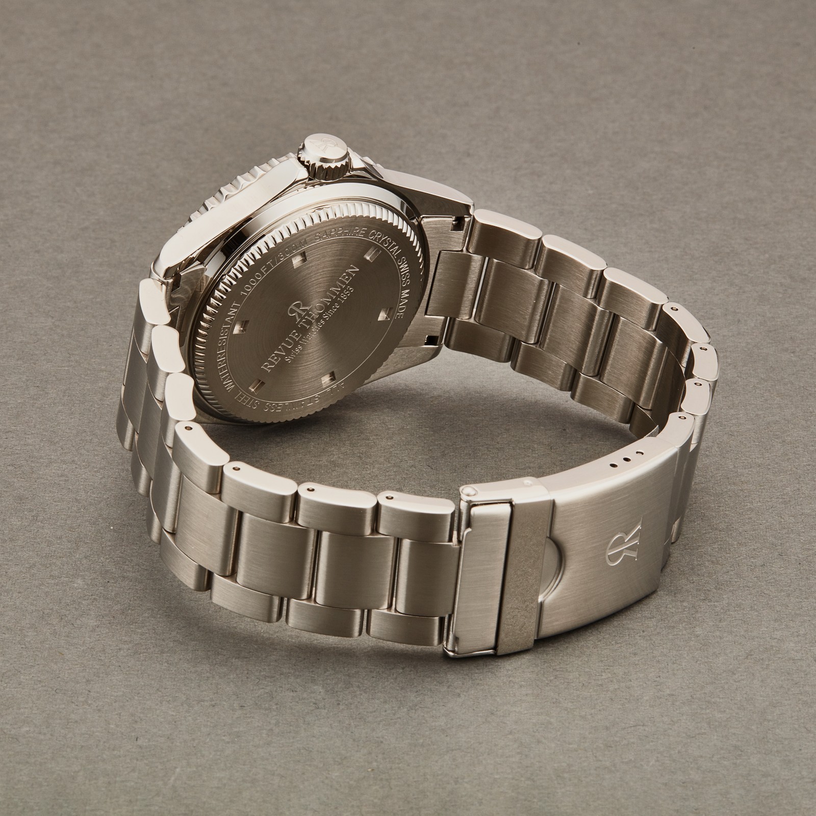 Revue Thommen Diver Auto Silver Dial S/S Bracelet Swiss 17571.2125