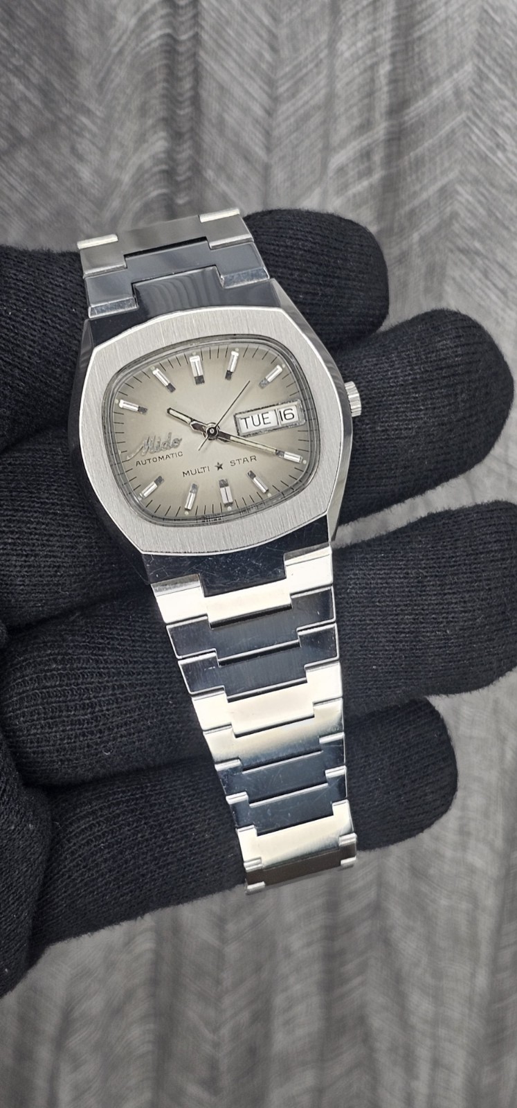 Mido Multistar NOS Automatic 25 Jewels Beauty Gray Dial Men’s Wristwatch Swiss.