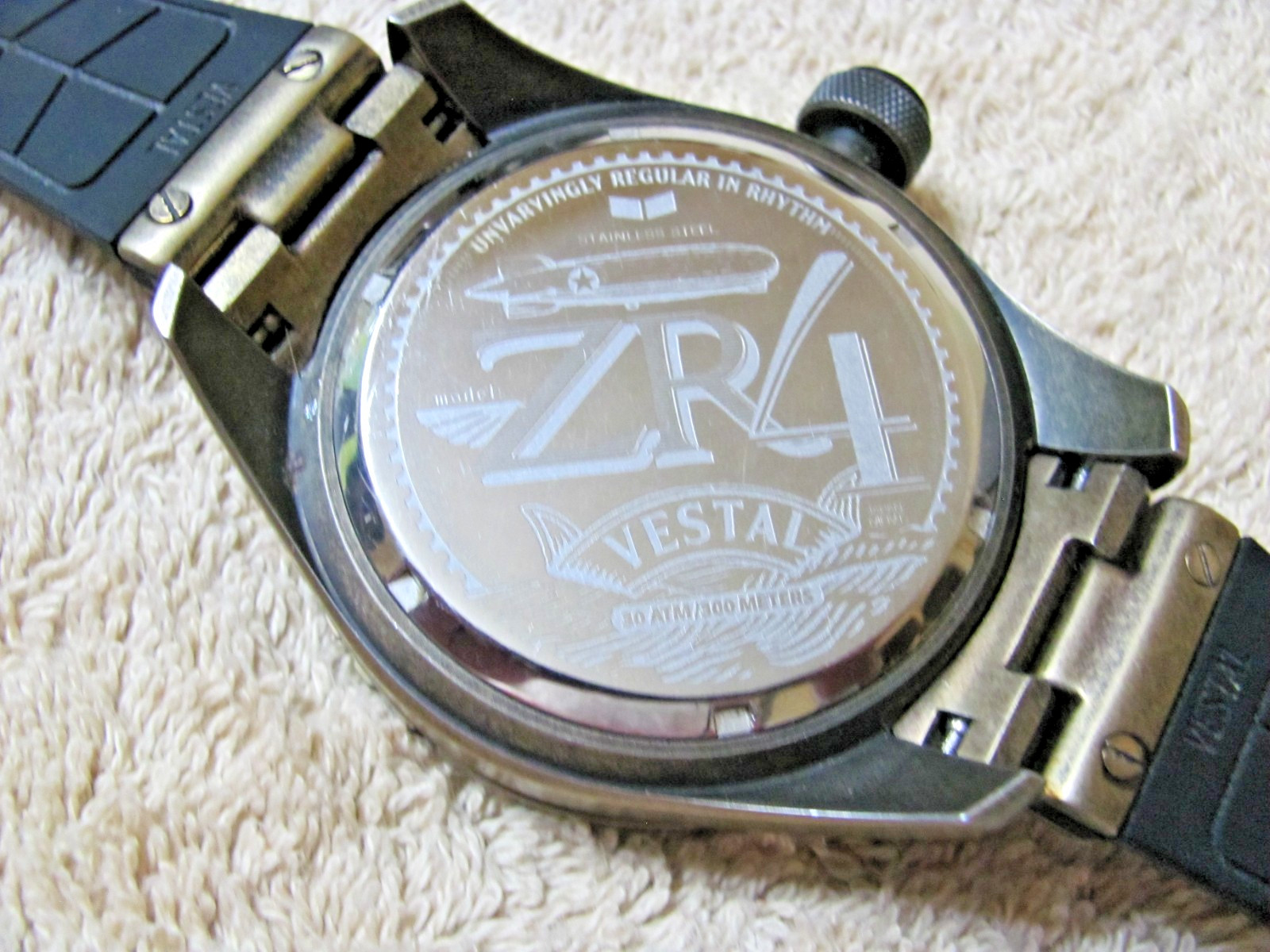 VESTAL ZR4 WATCH, BRONZE CASE, HEAVY, VESTAL RUBBER BAND, 30ATM, 300 METERS, NEW