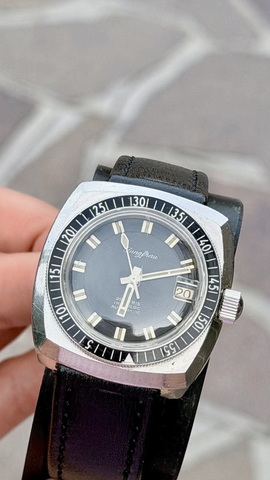 Jungfrau Sub 150M 38mm Automatic ETA Bezel Bakelite Steel