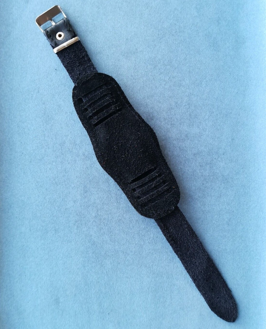 Very Rare Soviet Watch POBEDA Screwback Case m.1MChZ 15 jew.SERVICED USSR 1954