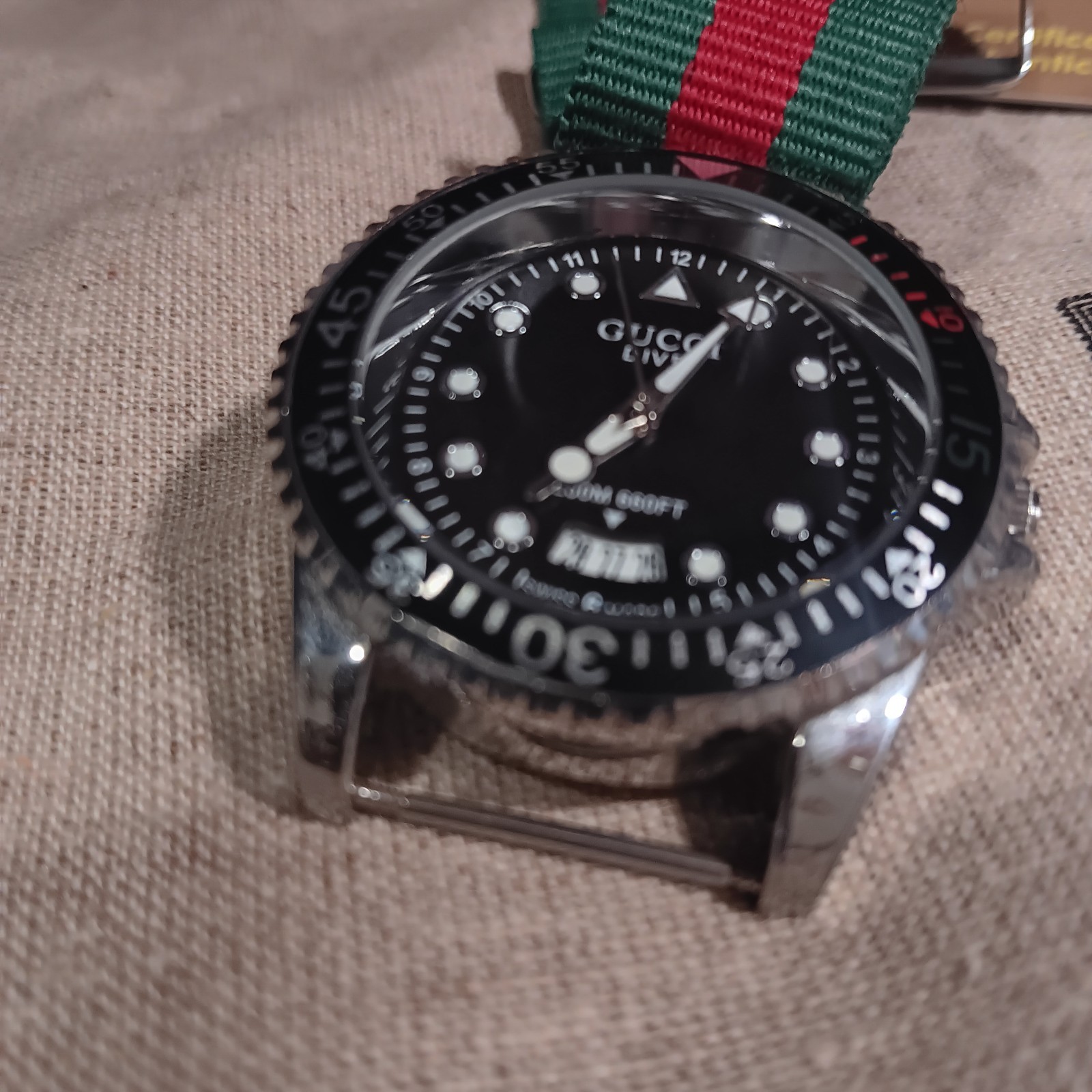 Gucci Bosco & Orso Men’s Diver Watch Black Dial Green Red Nylon Strap