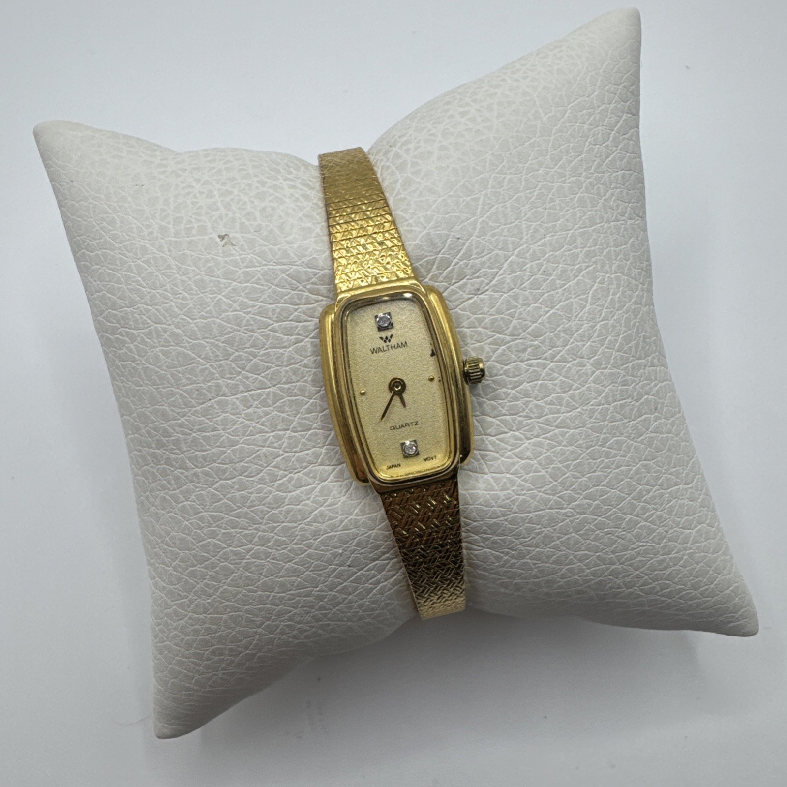 Waltham Ladies Watch YWL1043N20 Goldtone 15mm 7 Adjustable Battery G2U