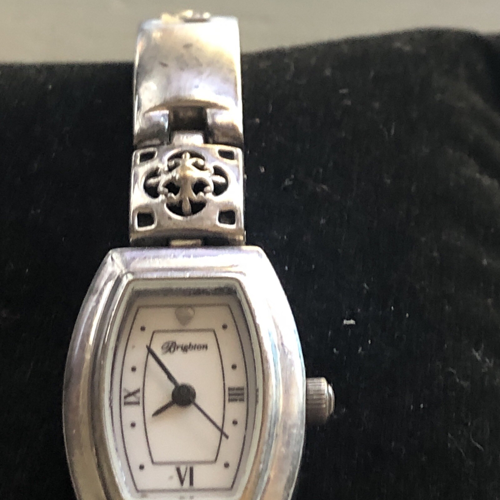 Brighton Watch Silver Tribeca Toggle Clasp Adjustable Band, New Battery Ladies