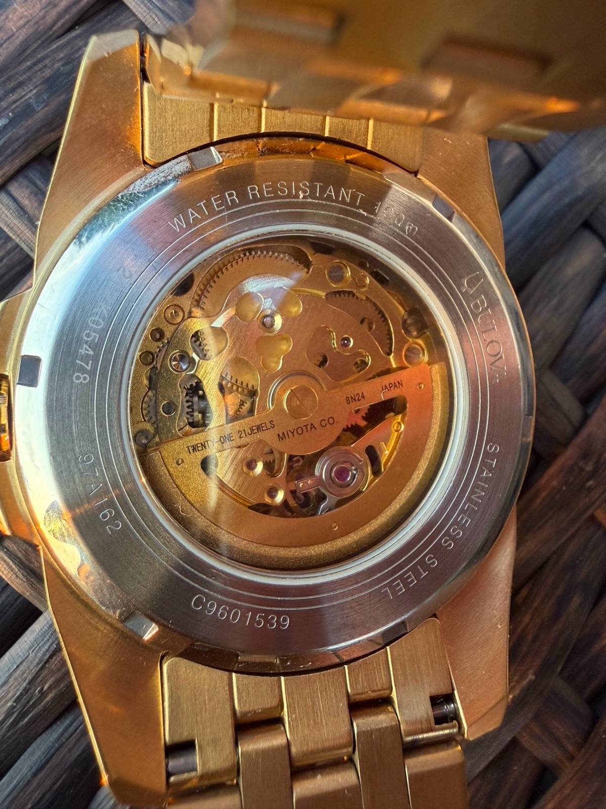 Bulova Sutton 97A162 Automatic Skeleton Gold Tone Men’sWatch 43mm Miyota 21Jewel