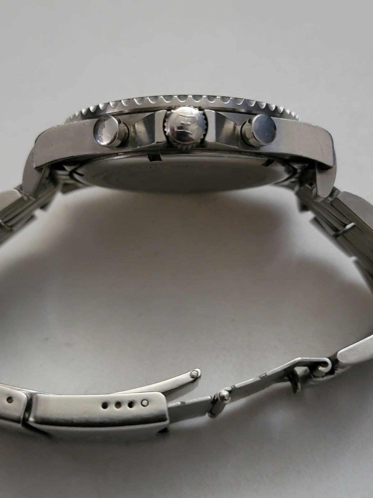 Victorinox Swiss Army Maverick II Chronograph Men Watch – Running