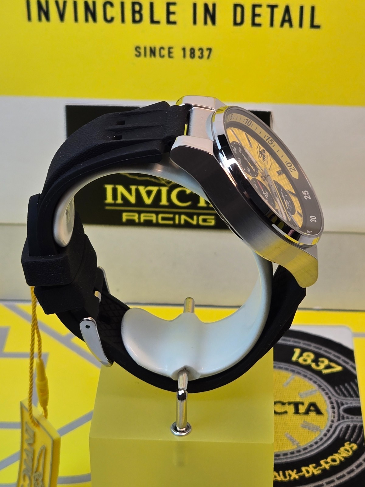 Invicta Special Edition Replica Racing Car w/ Invicta 47738 44mm Watch Bundle!