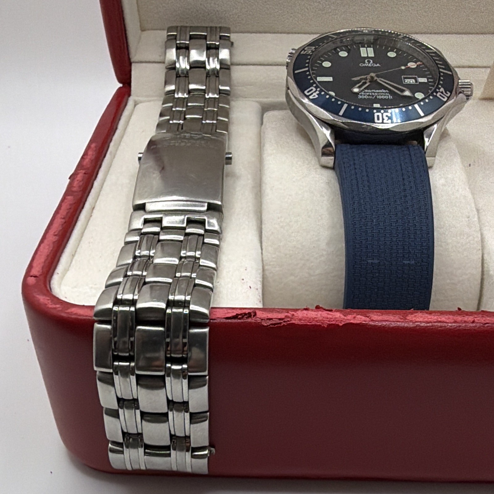 Omega Seamaster 300M Quartz Professional 2541.80.00 – 41MM Bond Watch