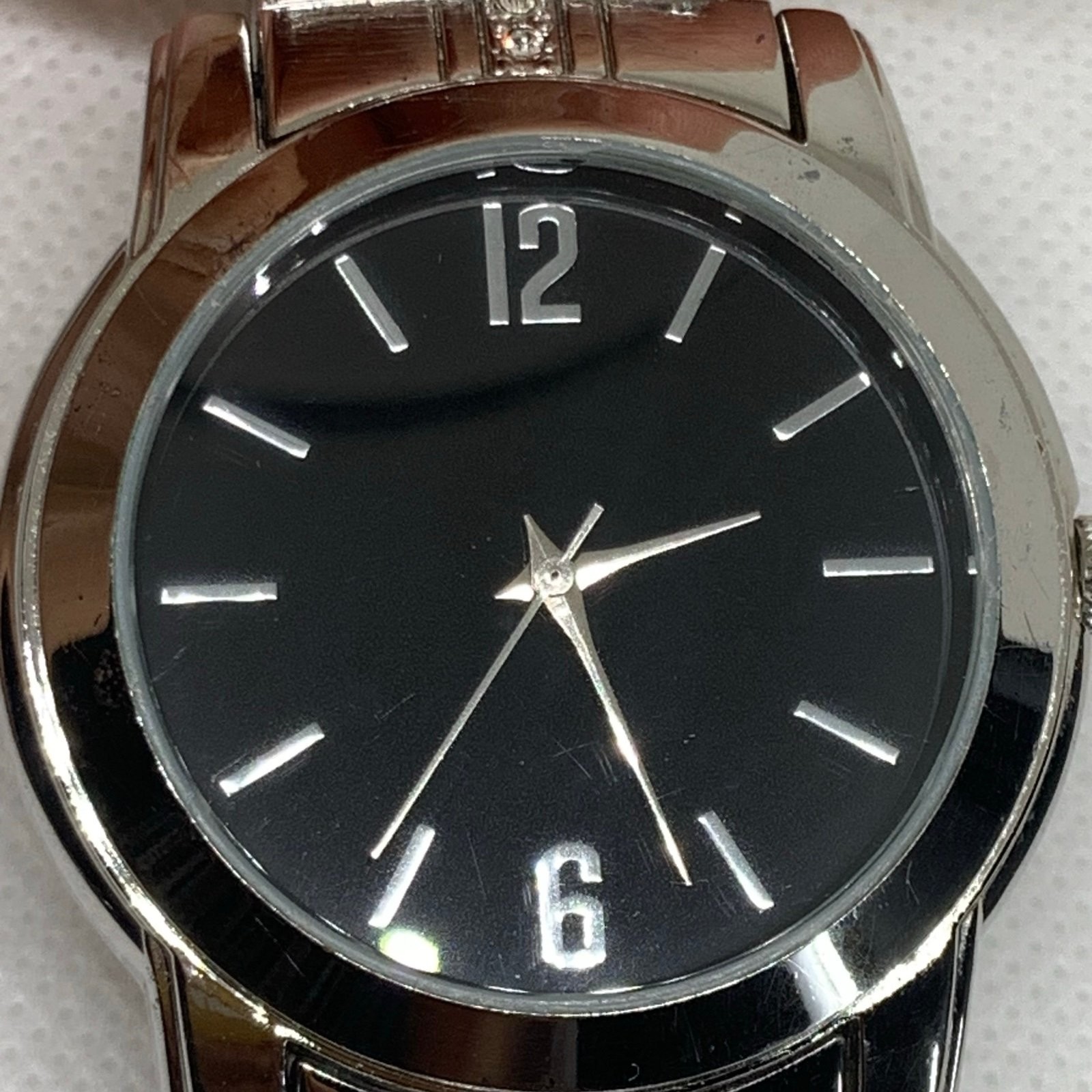 Allude men’s quartz analog watch silver tone 40mm round rhinestones 7” running