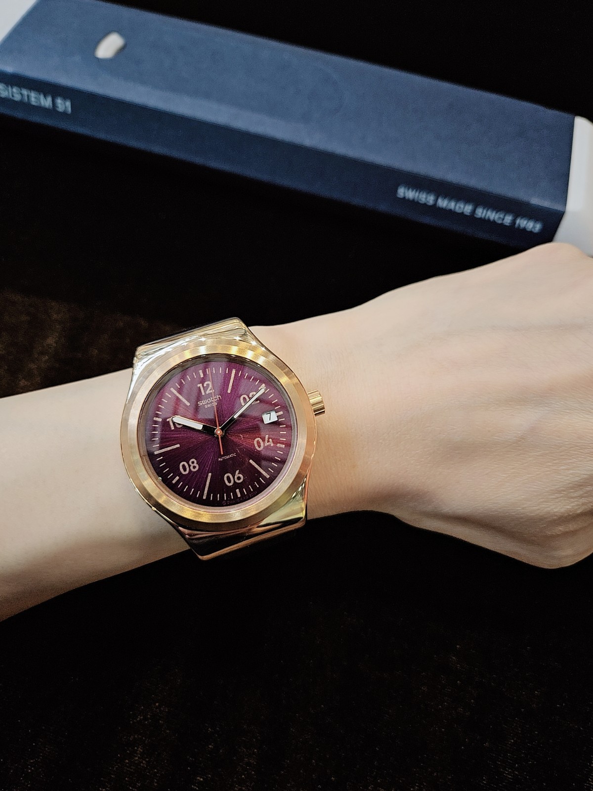 Swatch SISTEM 51 Automatic Irony BURGUNDY STORY YIG401 NEW IN BOX