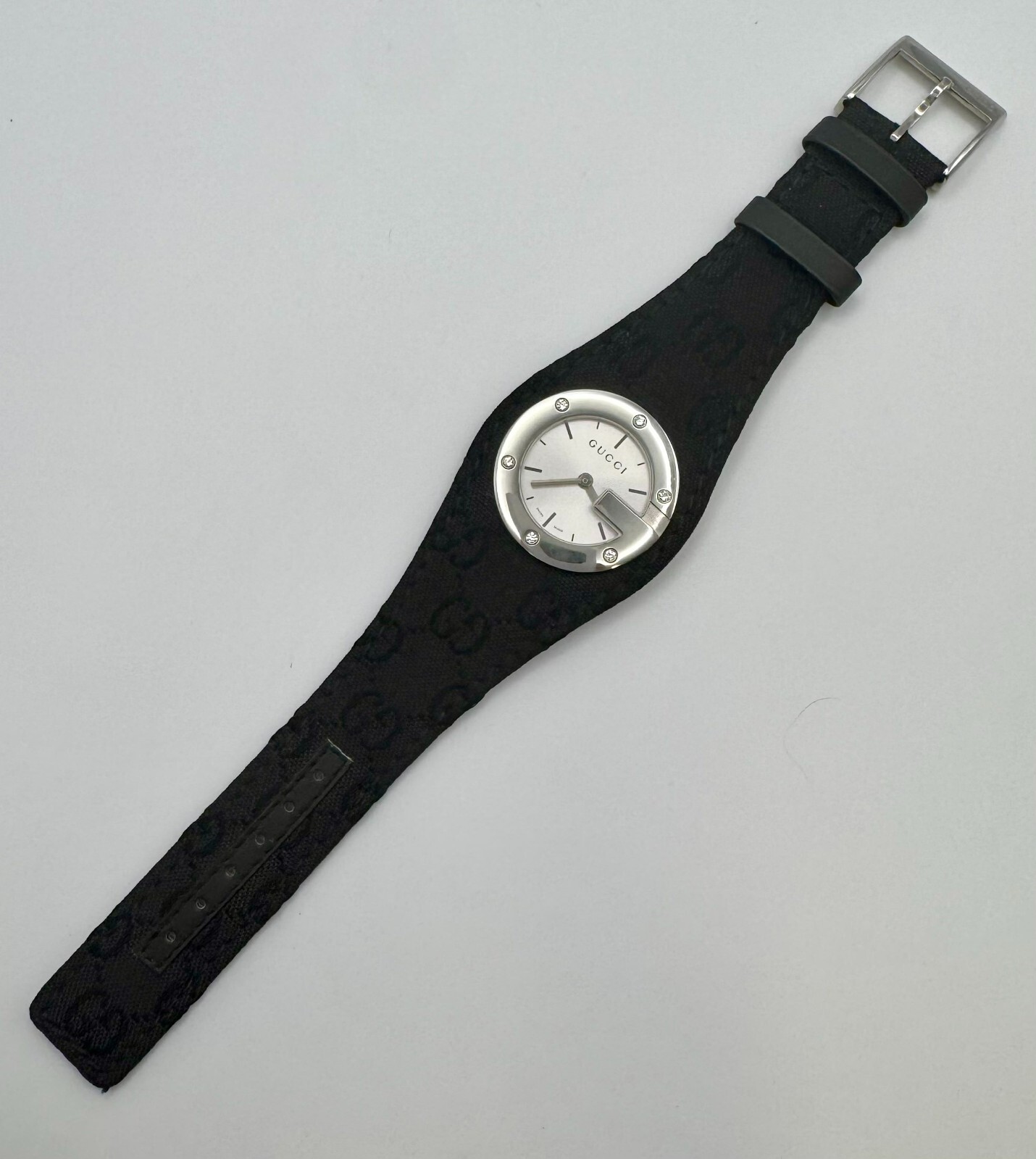 Gucci 104 G Silver Dial Fabric Strap Ladies Luxury WatchYA104519 (Retail $1,495)