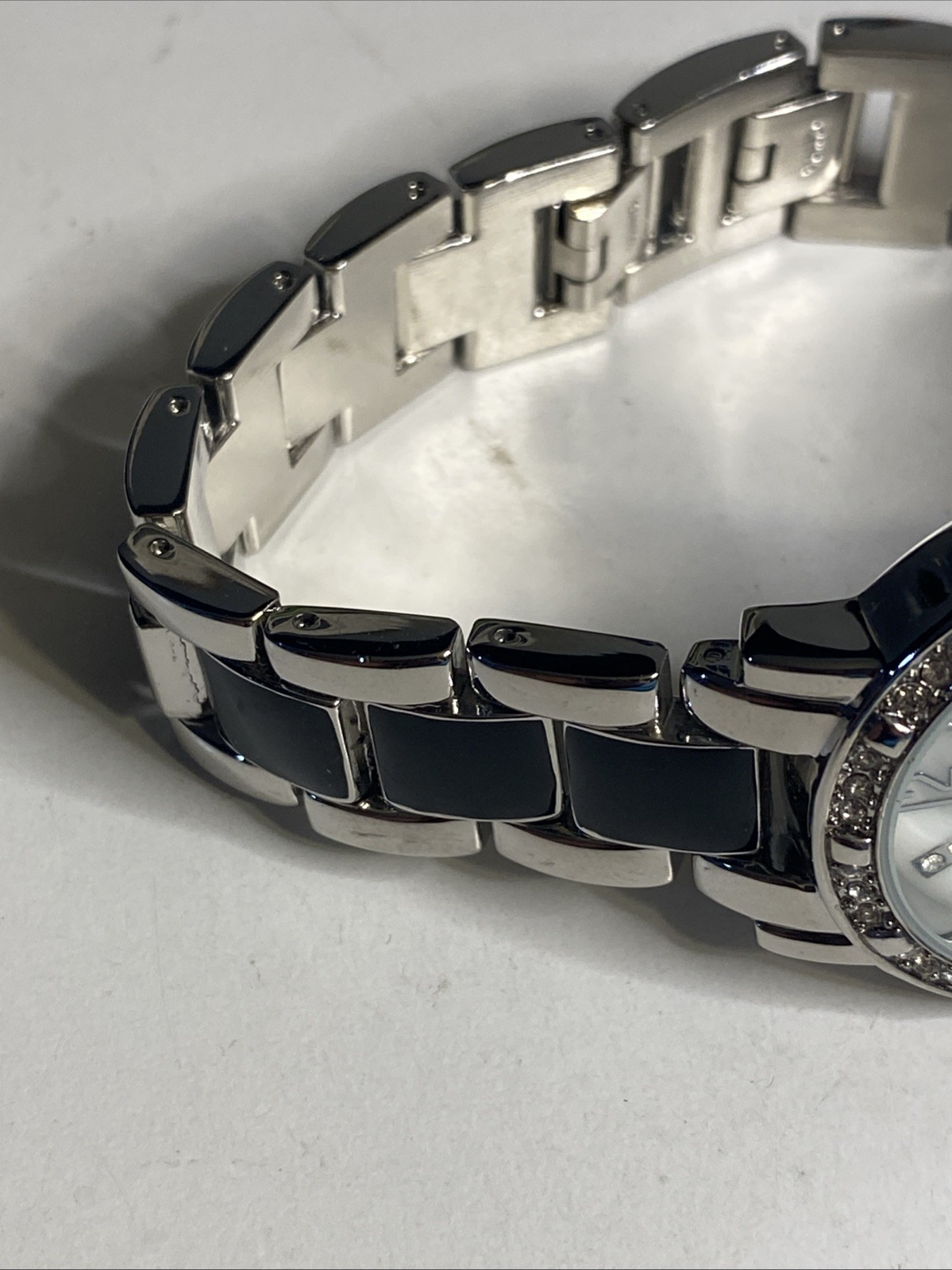 Bora Unisex Black & Silver Tone New Battery Mother of Pearl Face
