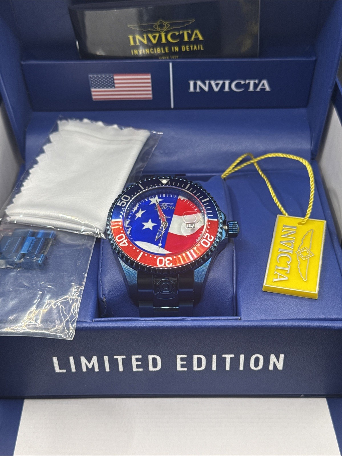 Invicta Pro Diver Auto Men’s 27964 American Flag Dial Limited Watch 537/1776