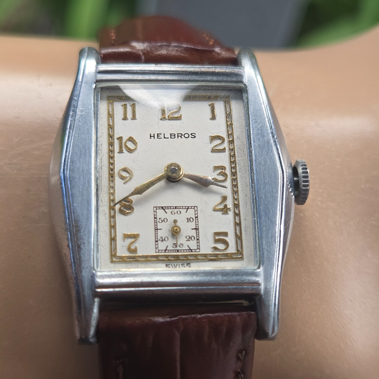 Vintage HELBROS men’s manual wind watch AS 970 Tonneau-shaped Number dial 1940s