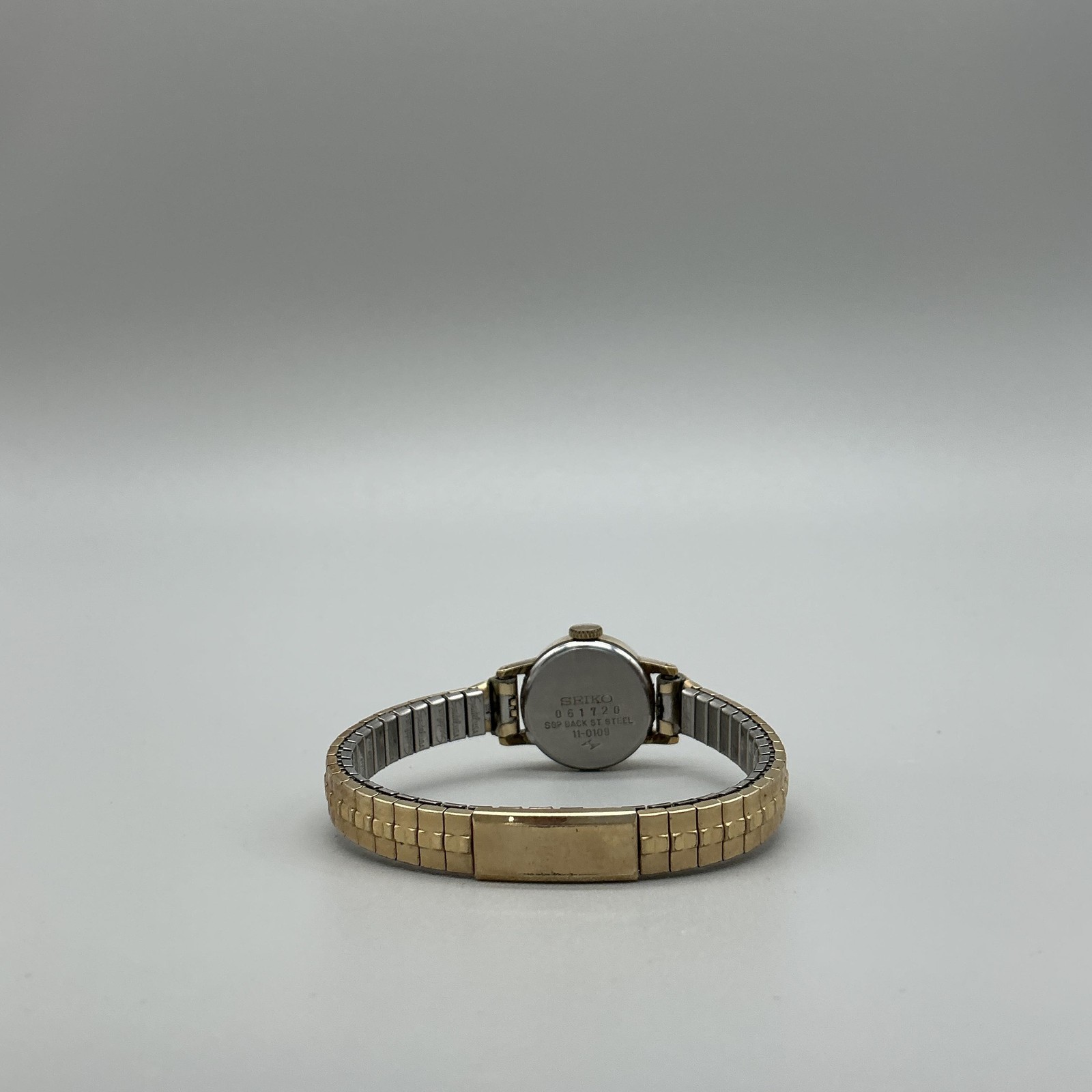 Vintage Seiko Womens Watch 18mm Gold Plated 11-0109 Stretch Manual Wind