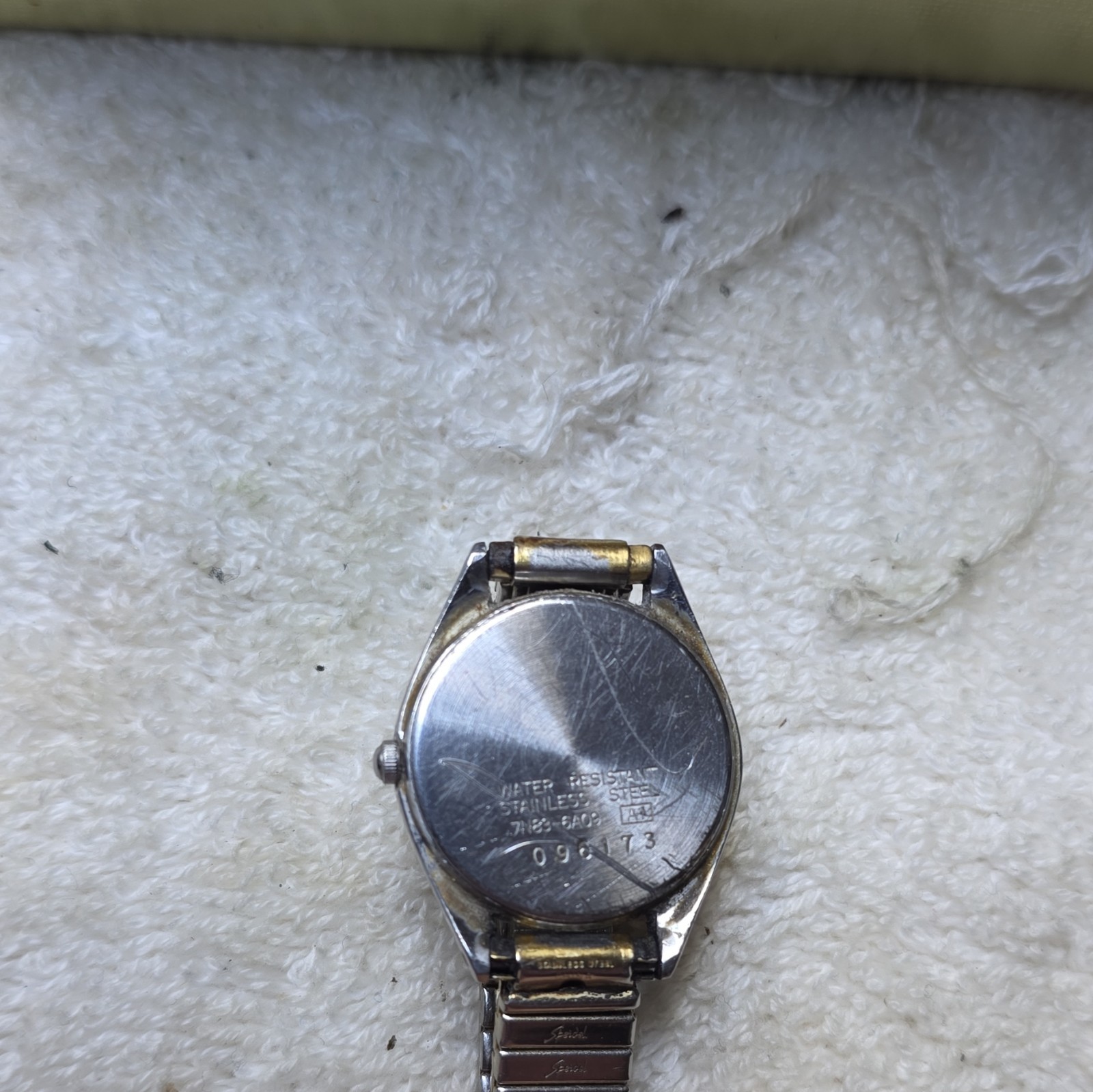 Seiko SQ Watch Women 24mm White Dial Silver Tone Daydate Round 7N83-6A09 New Bat