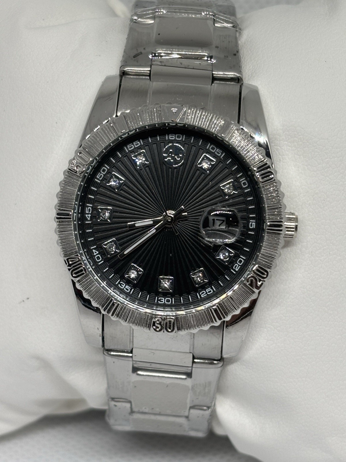 MENS Silver Tone Quartz Dress Watch Black Dial Crystal Hour Markers NEW Box