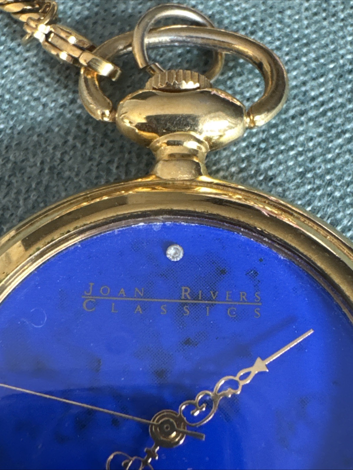 JOAN RIVERS CLASSICS GOLD TONE BLUE DIAL WATCH PENDANT