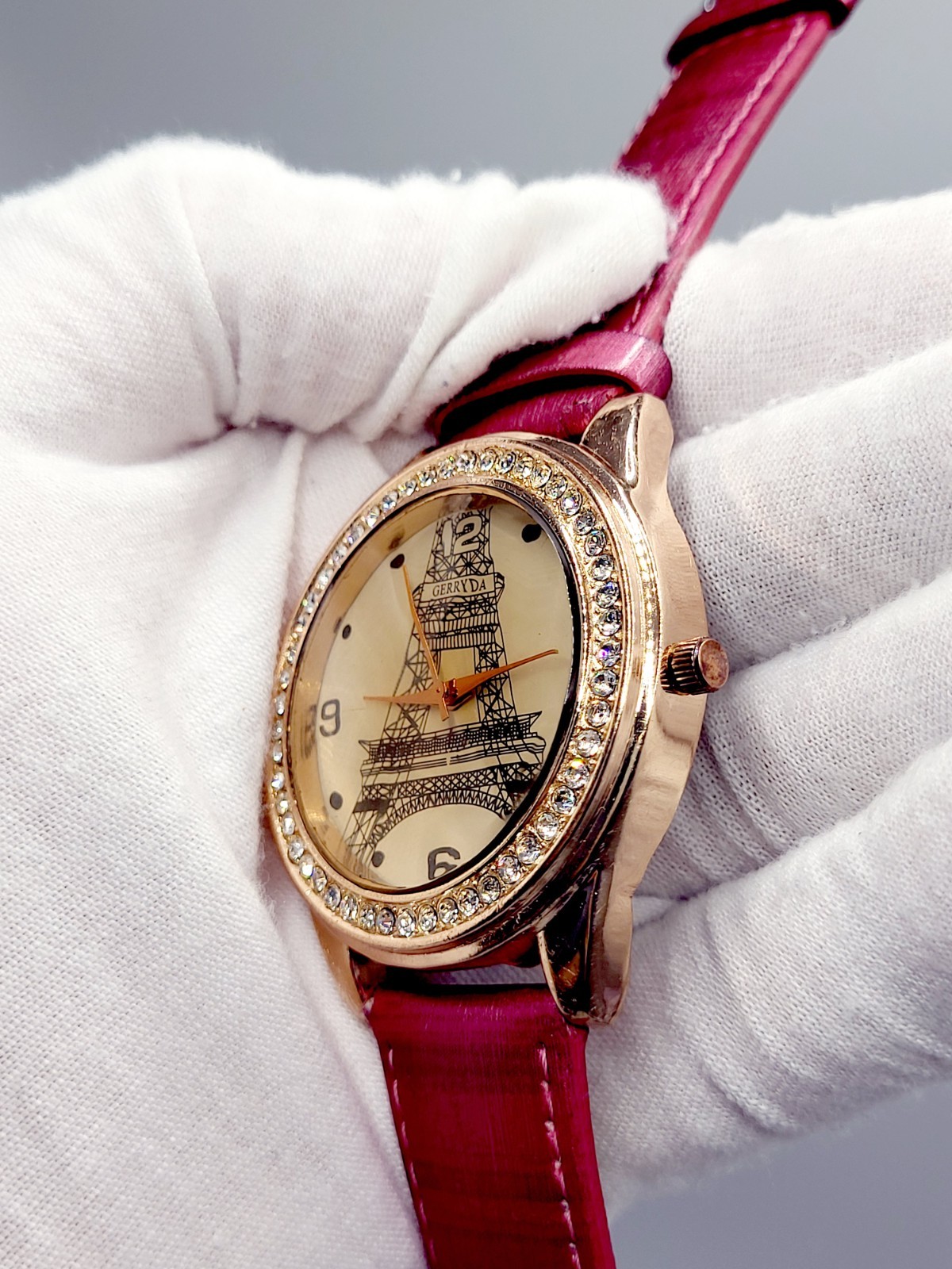 [WORKS] 42mm Eiffel Tower Diamond Bezel Women’s Watch New Battery And Band