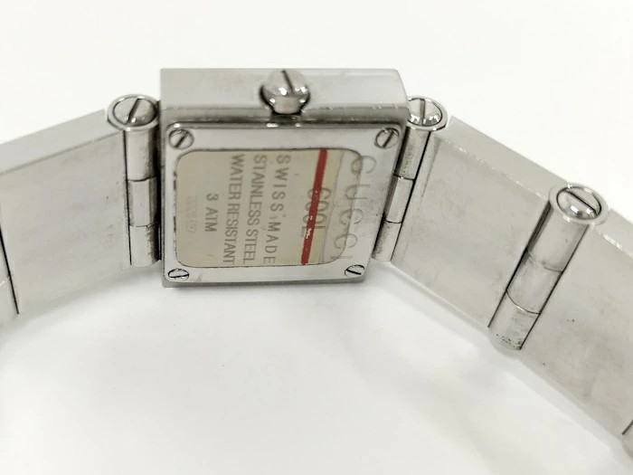 GUCCI Ladies’ Watch Square SS Quartz Silver Dial 300L Used
