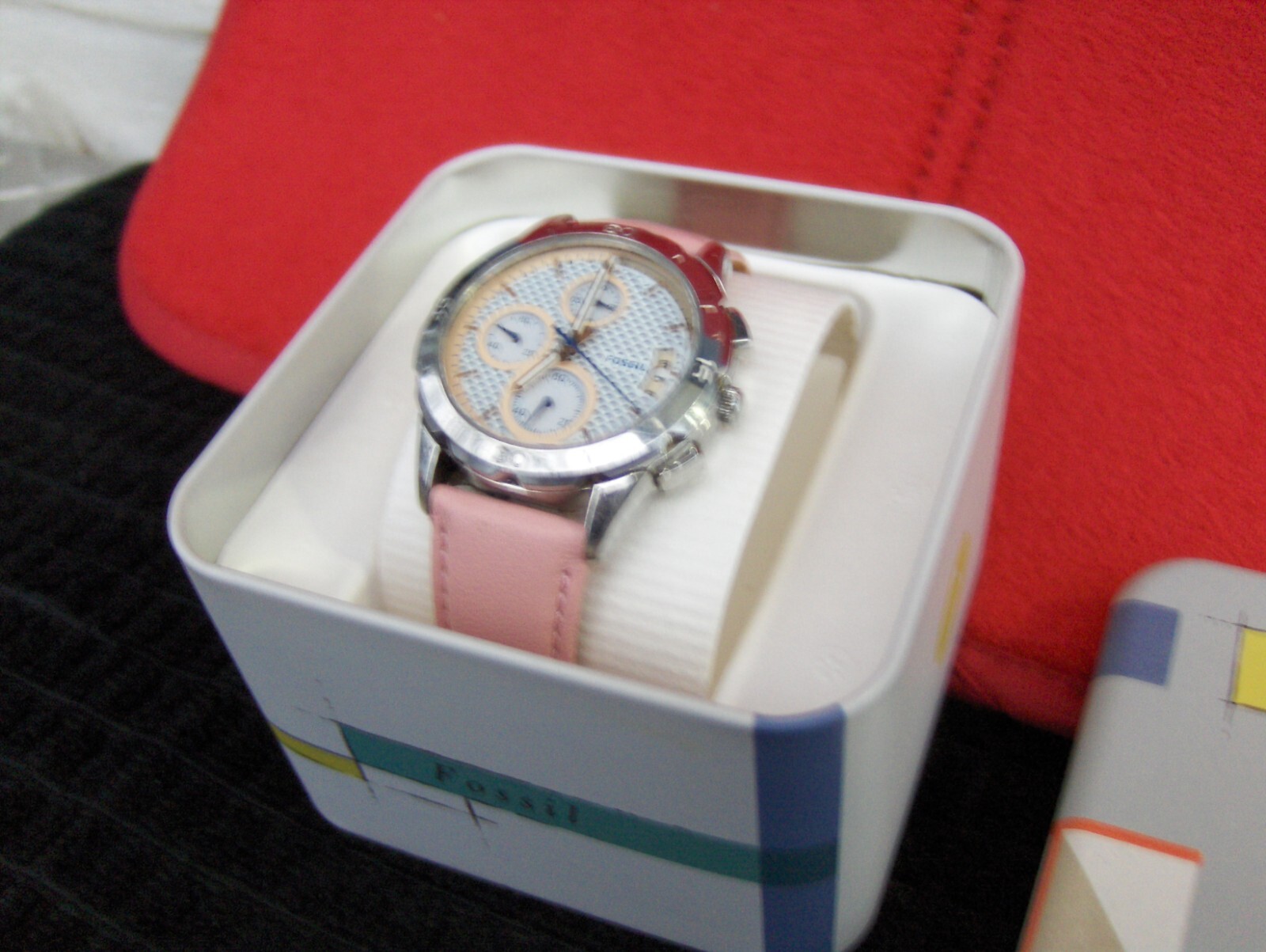 FOSSIL ES 4024 MODERN PURSUIT 3 EYE CHRONOGRAPH DIALS AND DATE WINDOW