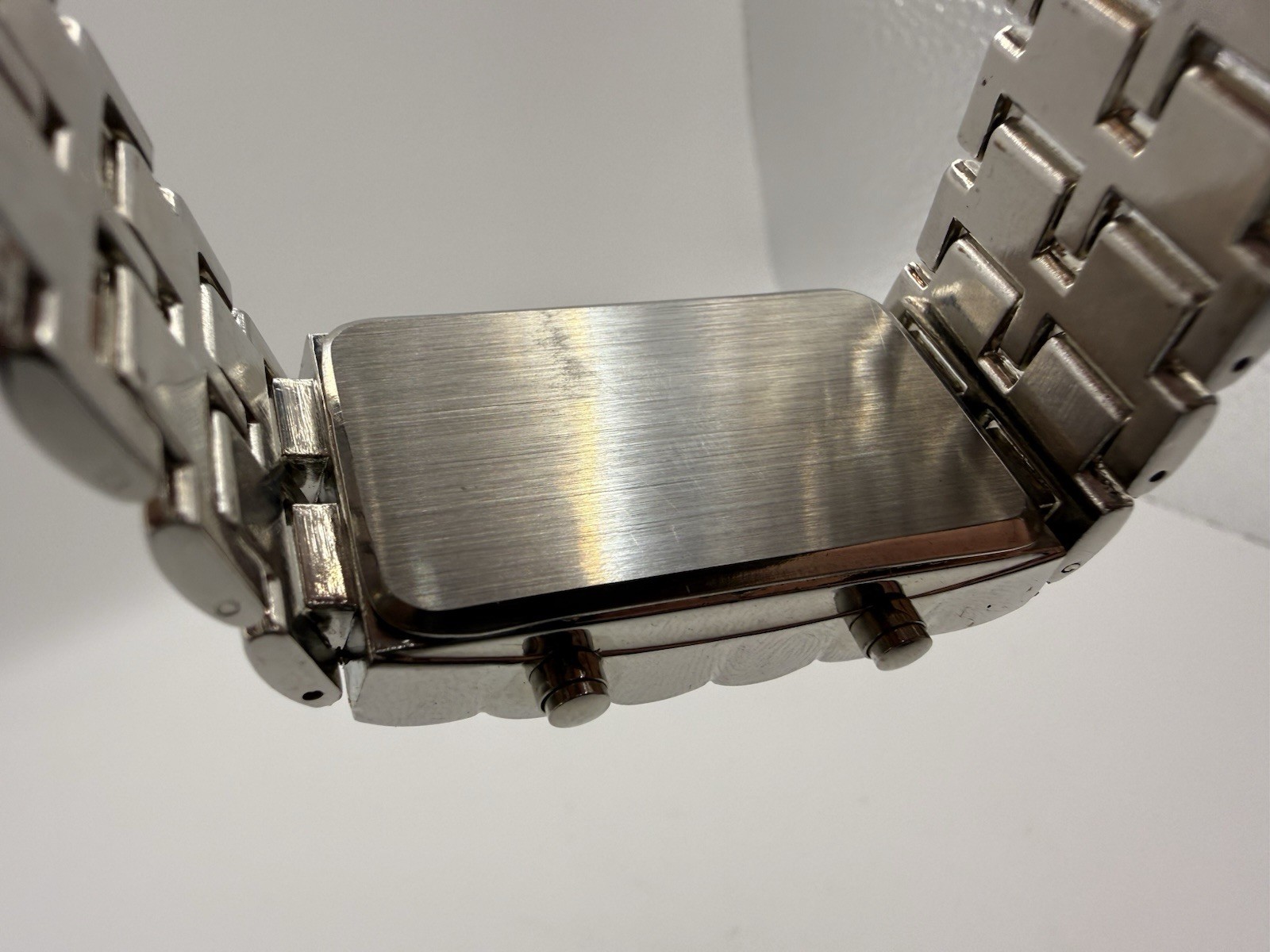 Quartz LED Digital Wristwatch Silver Rectangle Case Silver Metal Bracelet Works