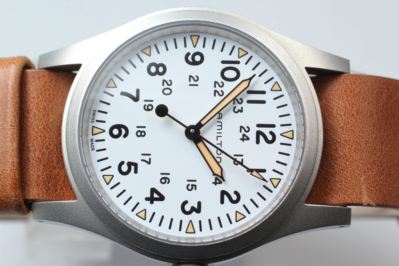 Paper [Top MINT] HAMILTON Khaki Field H694390 Mechanical White Dial Men’s Watch