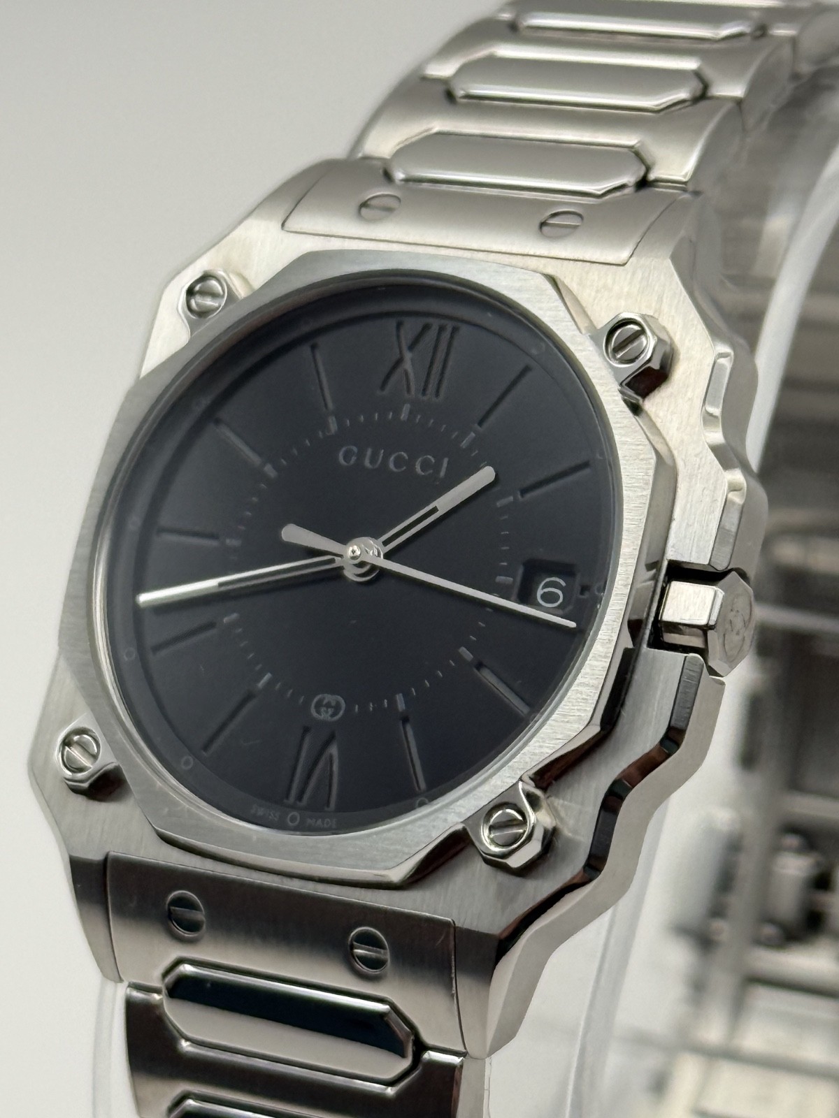 Gucci G-Flat 30mm Black Dial Stainless Steel Bracelet Watch YA166505