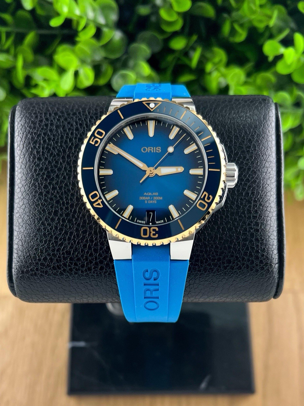 Oris Aquis Calibre 400 Blue Dial Gold 41mm 01 400 7769 6355-07 4 22 75FC