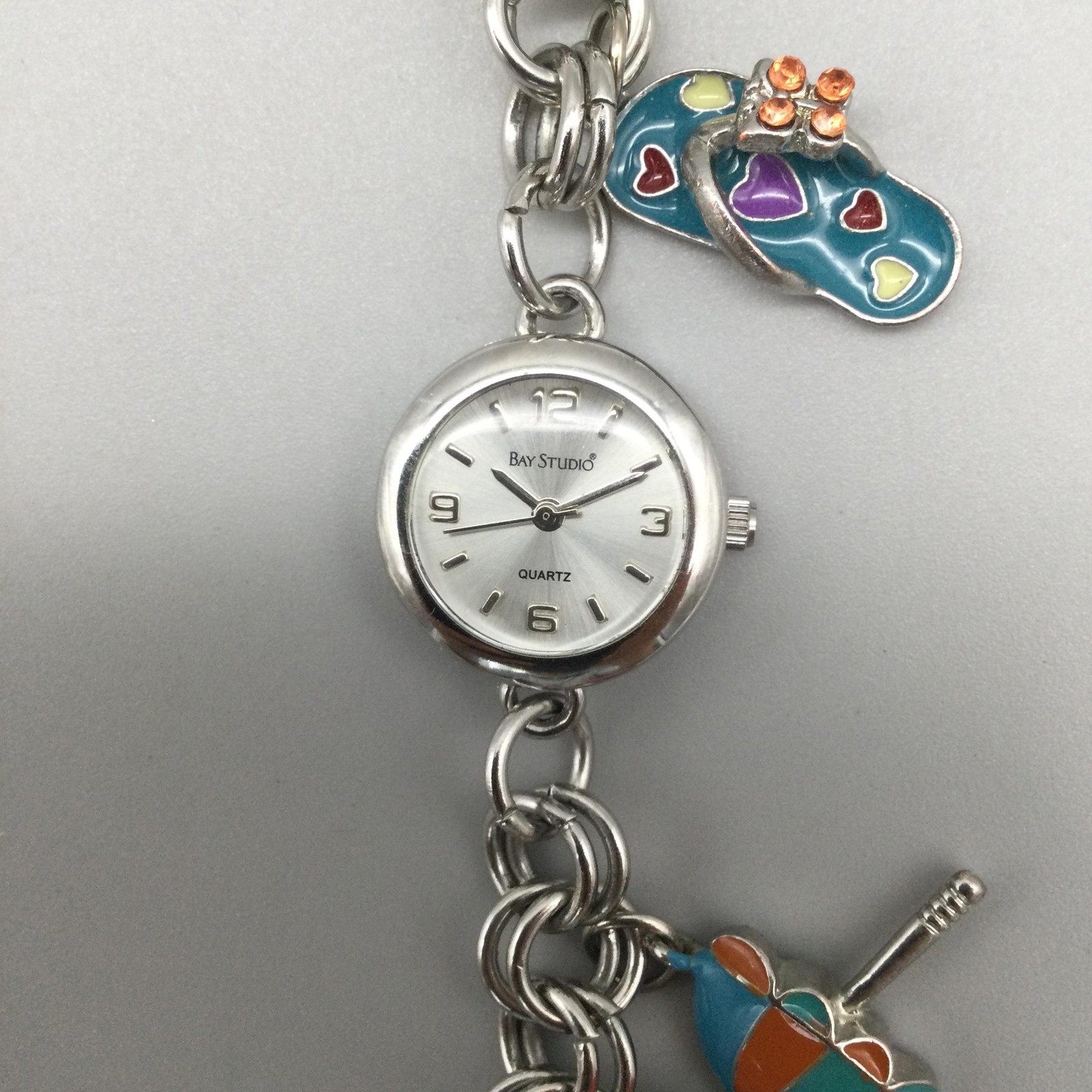 Bay Studio Charm Watch Womens 22mm Silver Tone Beach Charms New Battery 7.5″