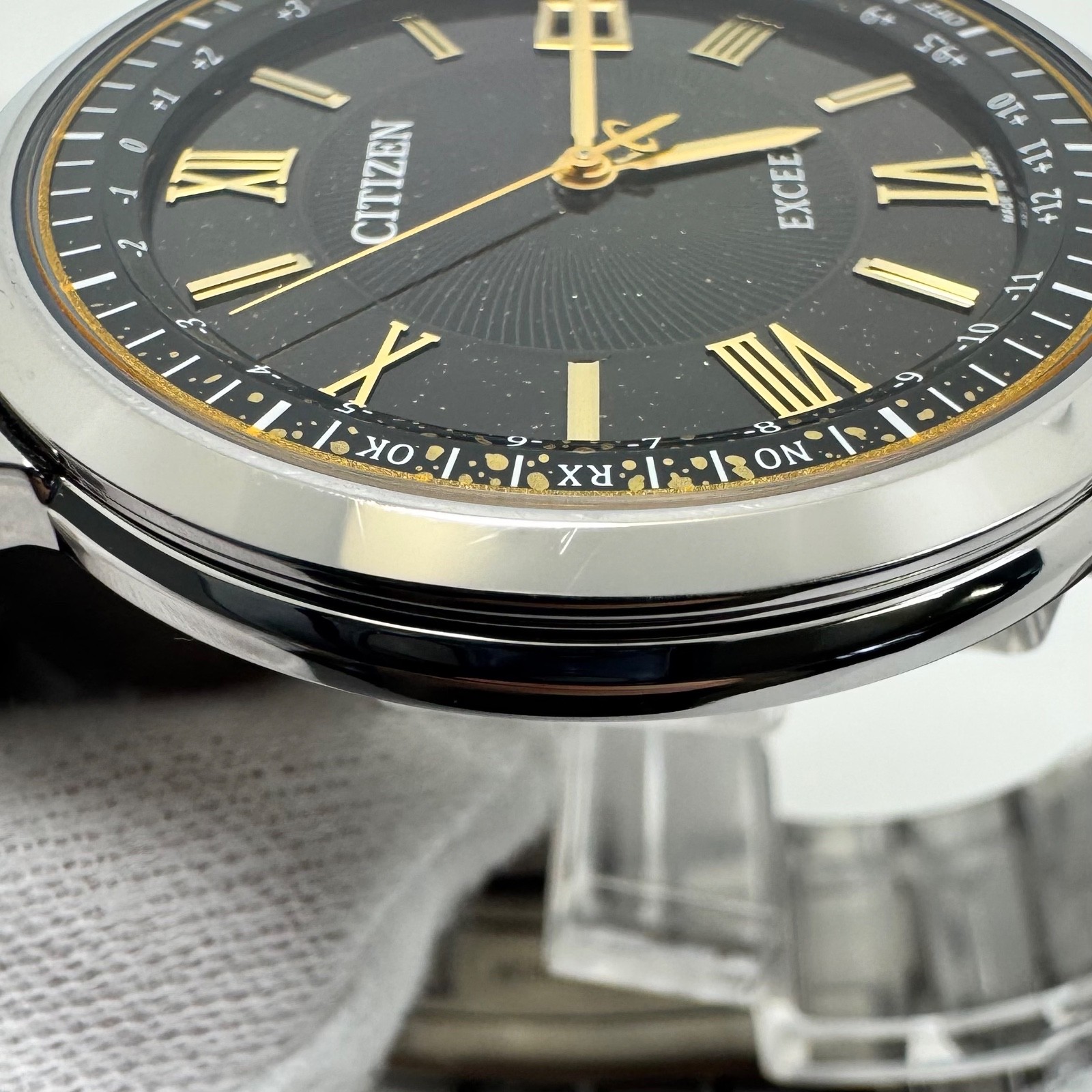 Citizen Exceed Hinode Collection CB1144-60E Solar Rare Excellent condition