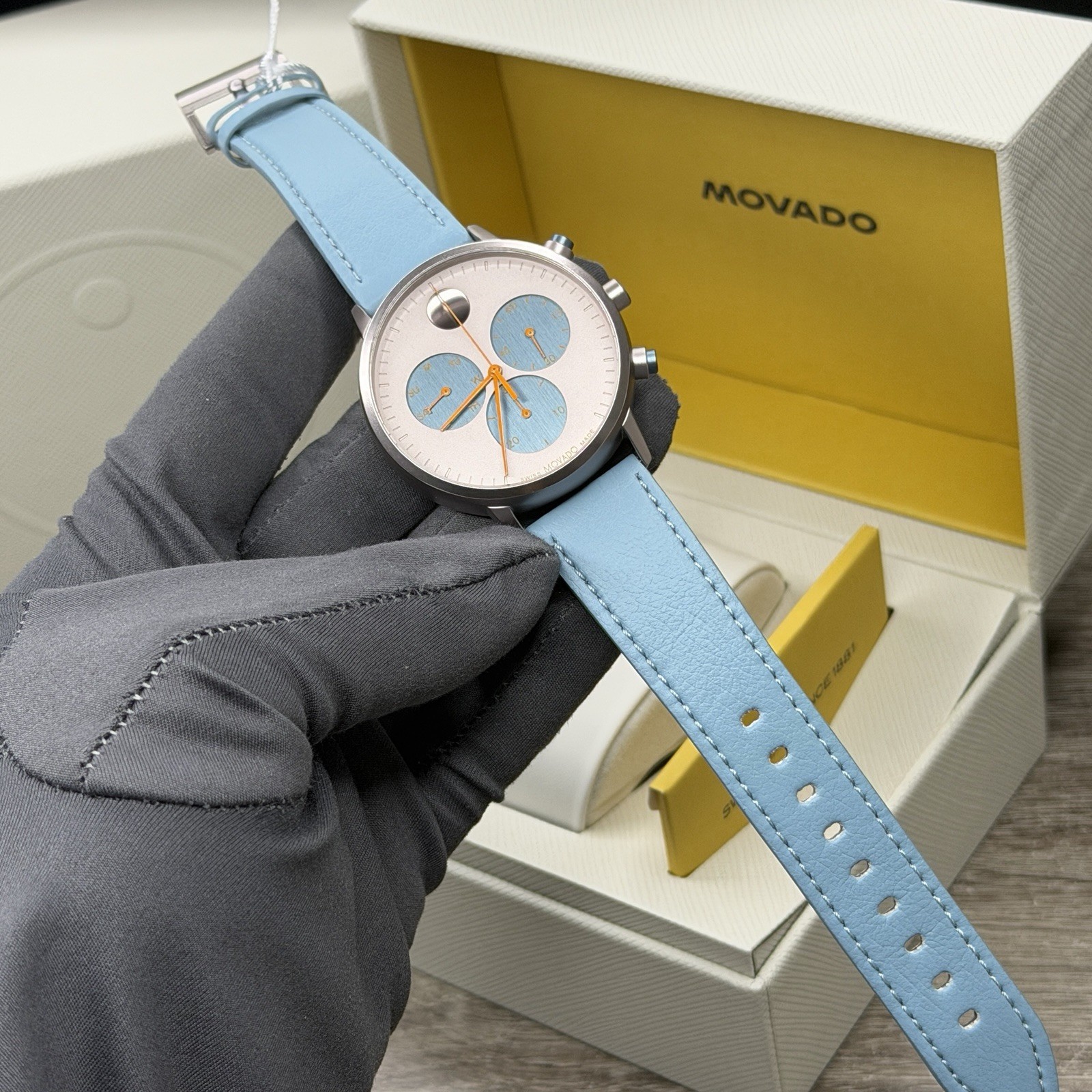NEW✅SWISS✅ Movado FACE Silver Dial Blue Leather Chrono Aluminum Watch 3640148
