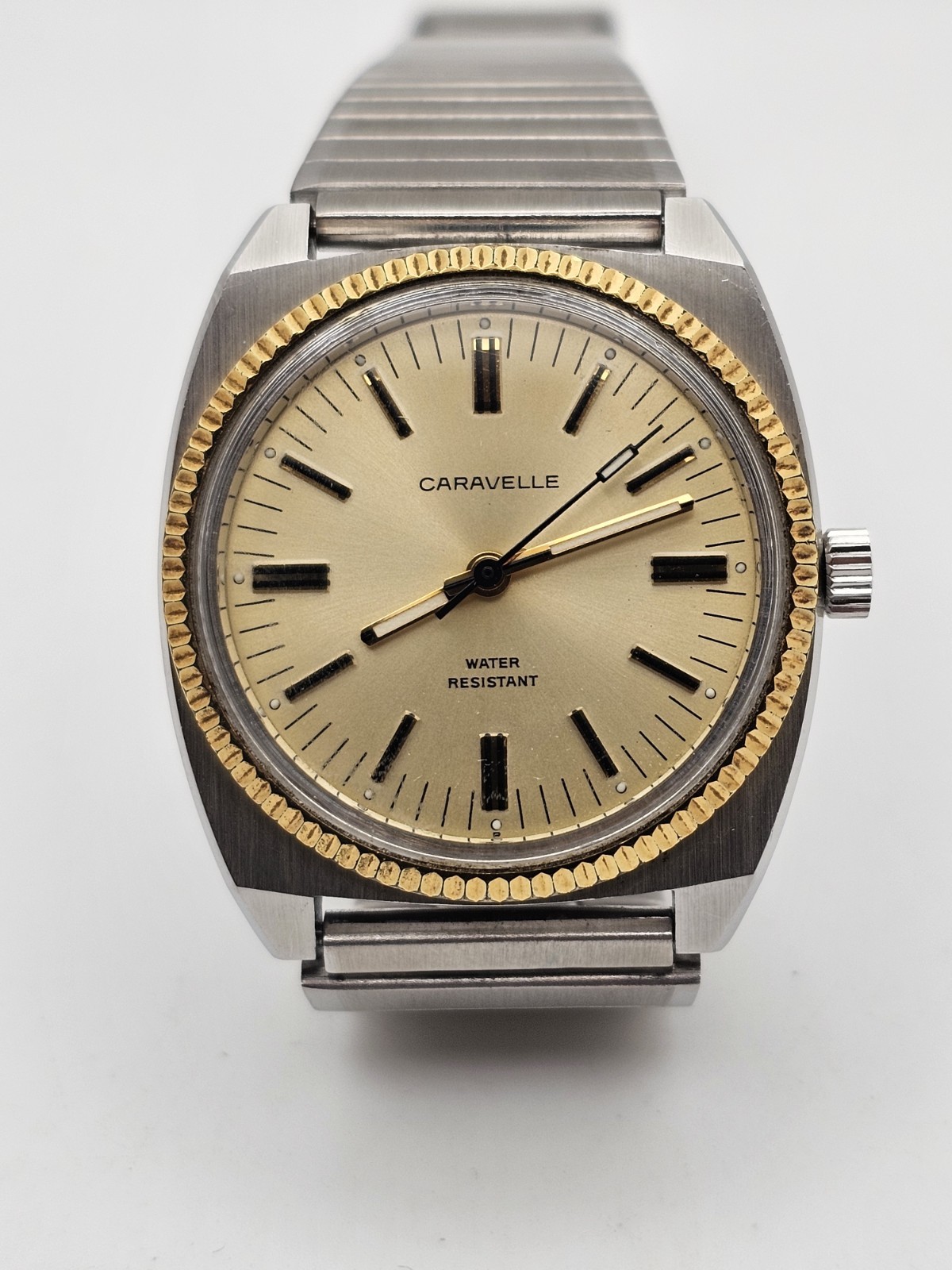 Vintage 1976 Caravelle Cushion Case Men Fluted Mechanical Silvertone Exquisite?