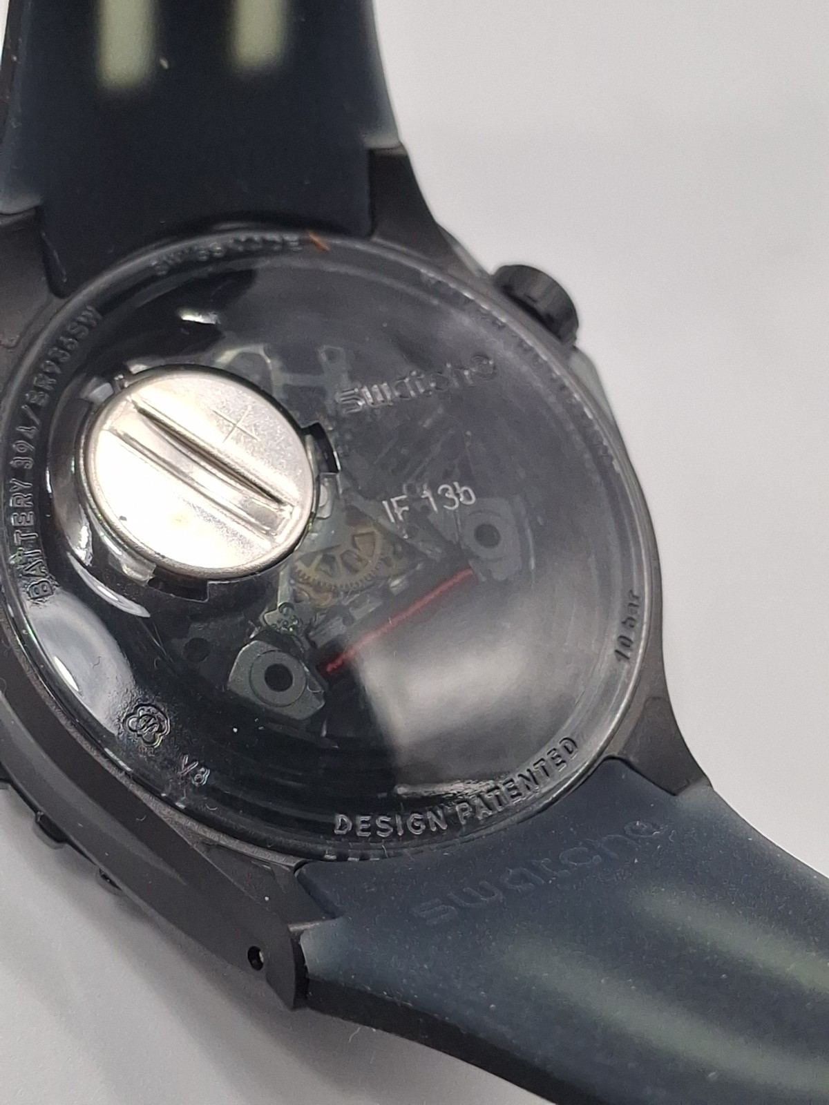 Swatch SCUBAQUA BLACK SEA NETTLE (44mm) Transparent Black Dial / Matte Black Sil