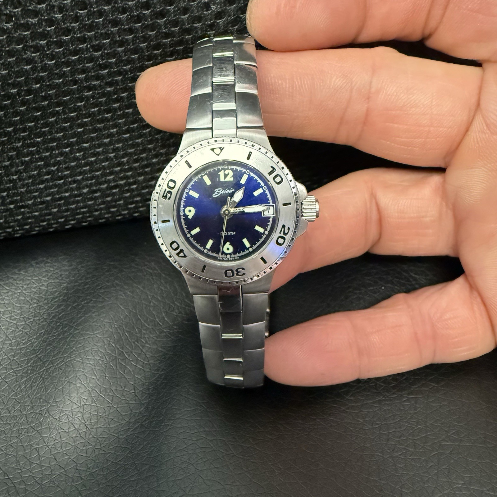 H84 Lady’s Stainless Steel Belair Sport Quartz Watch for Women