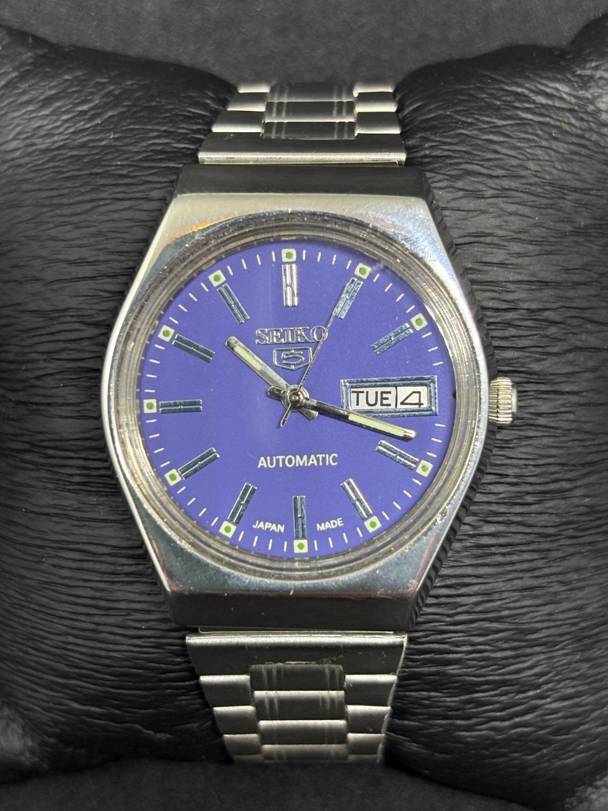 Vintage Seiko 5 Automatic Day/Date Japanese Men’s Wrist Watch