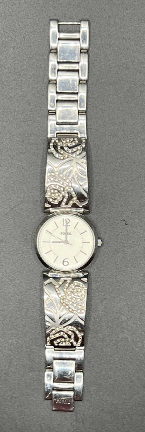 Fossil ES-2763 Women’s Watch Silver Tone Floral Bracelet 30mm Quartz Analog