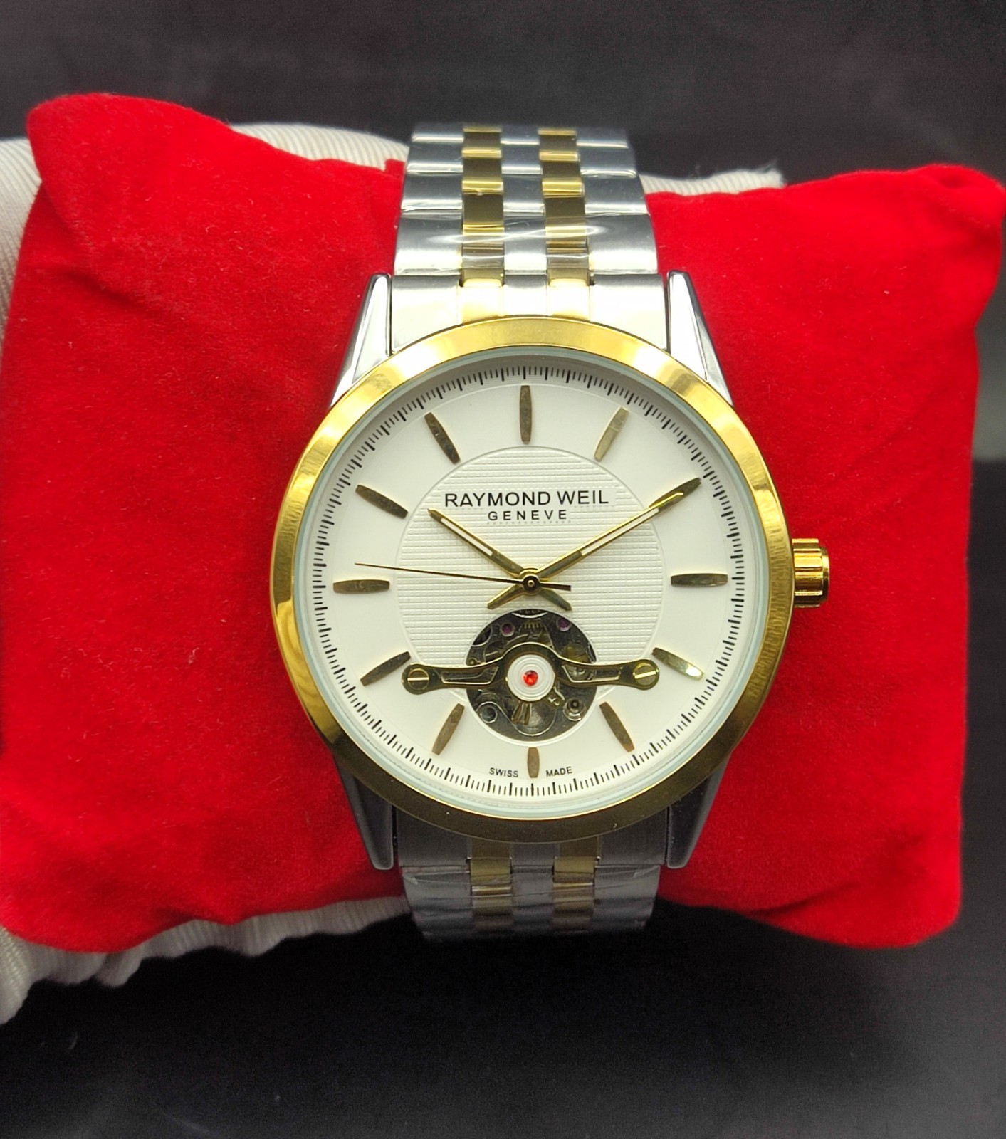 #Refurbished Raymond Weil Stainless Steel White Dial Analog Men’s Wrist Watch