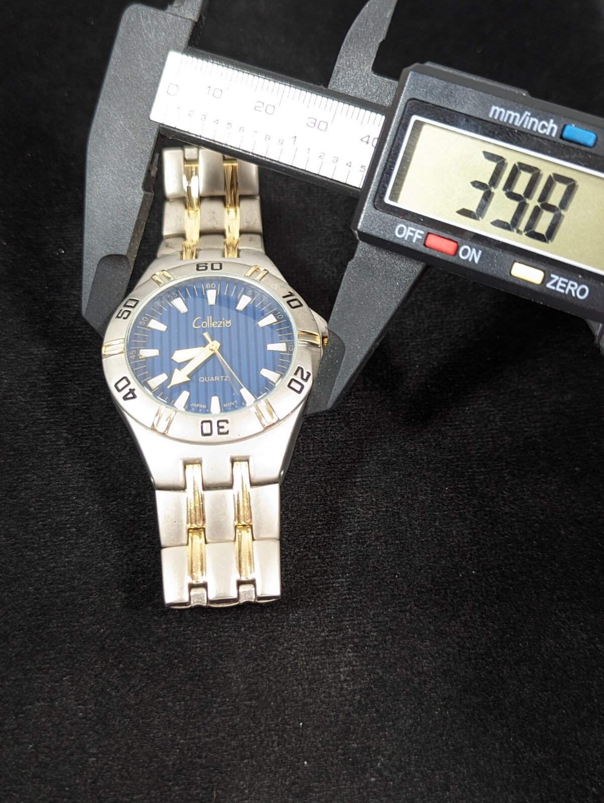 Collezio Mens Blue Dial Round Silver Tone Case Two Tone Stainless St Band Watch