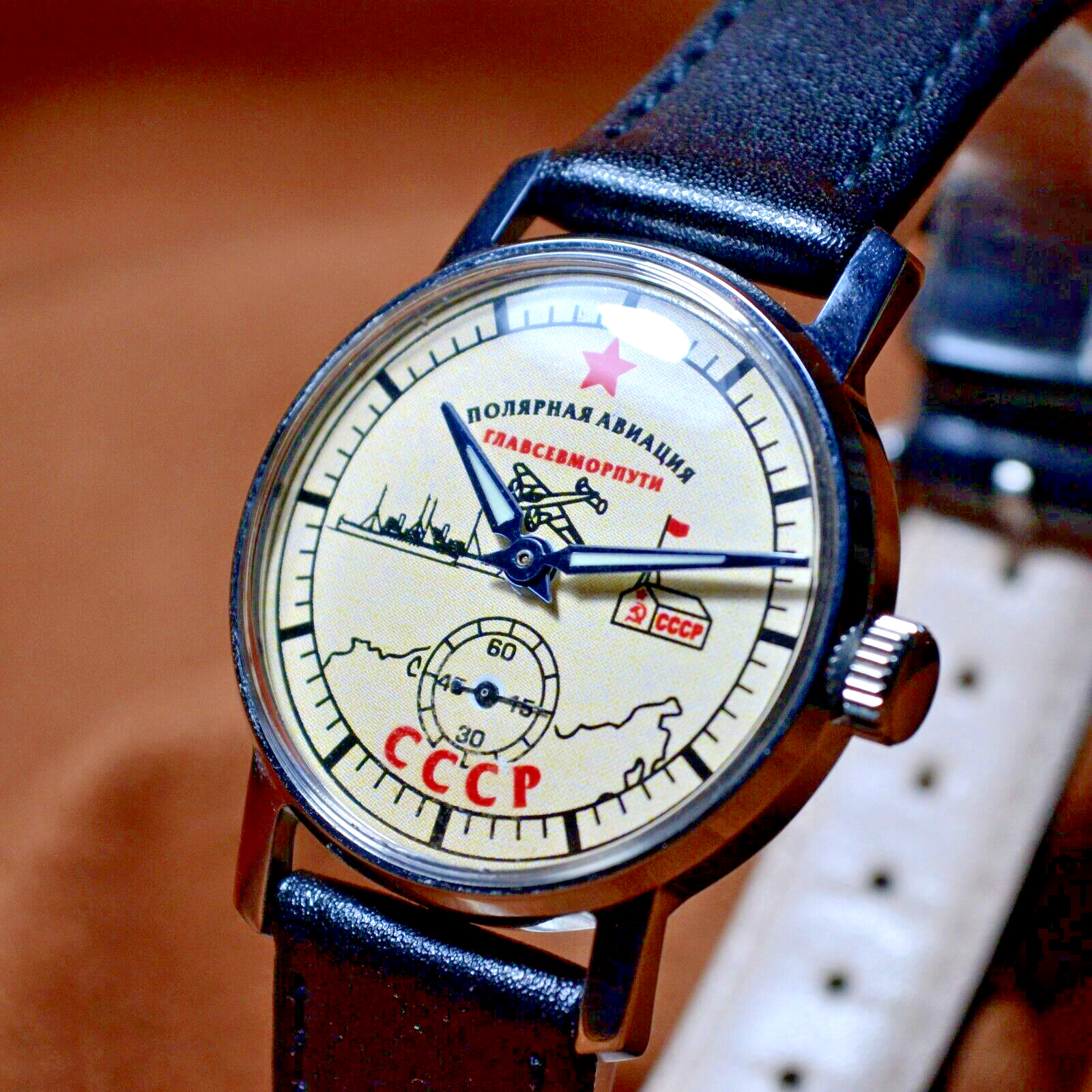 Pobeda Soviet Mechanical Men’s Watch Vintage Men’s Wristwatch USSR Serviced